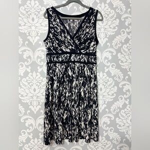 Evan Picone Abstract Print V-Neck Dress